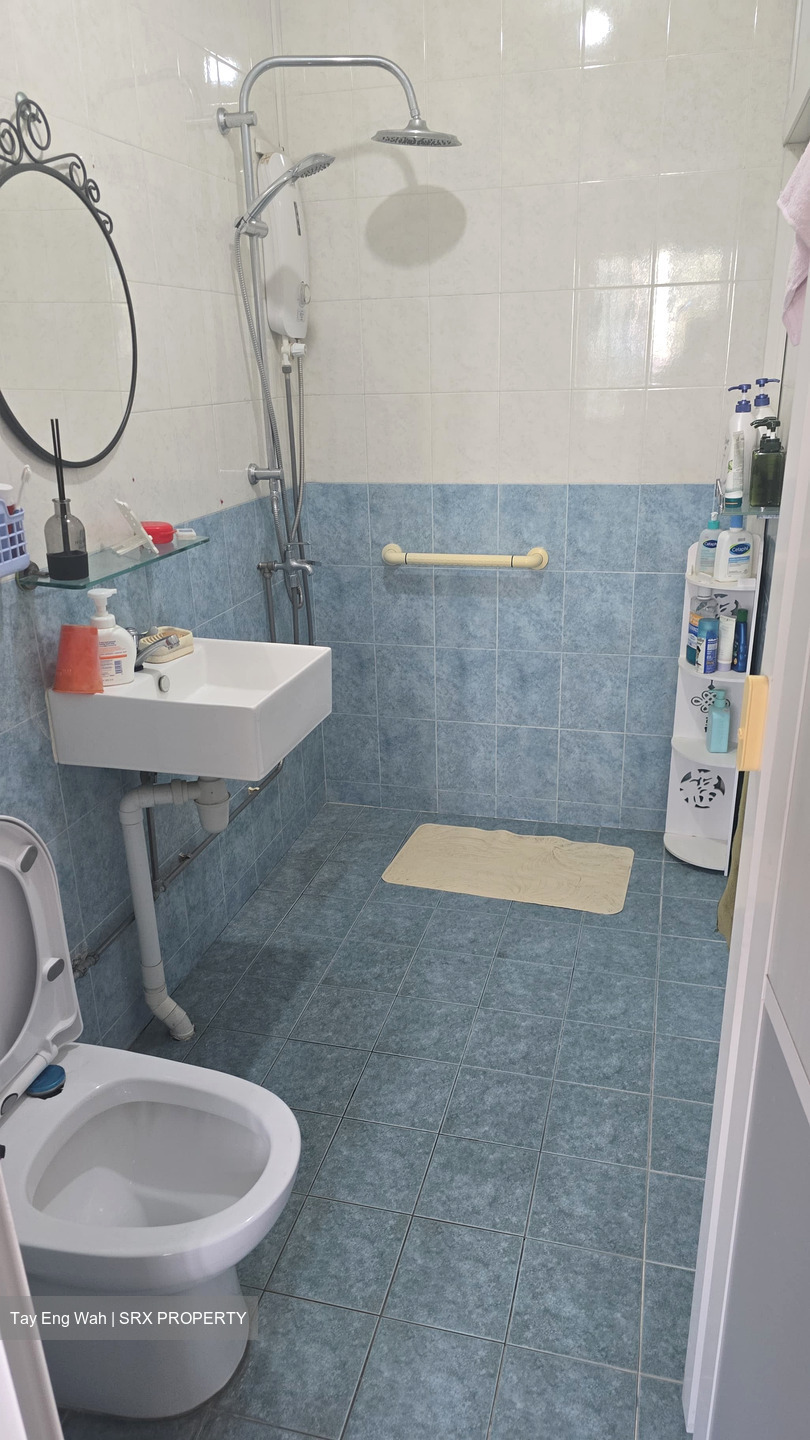 Blk 297 Bukit Batok Street 22 (Bukit Batok), HDB 4 Rooms #567417931